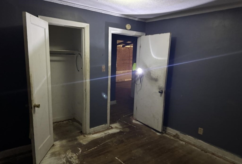 4360 FORD RD, Memphis, Tennessee 38109, 3 Bedrooms Bedrooms, 6 Rooms Rooms,2 BathroomsBathrooms,Residential,For Sale,FORD,10225179