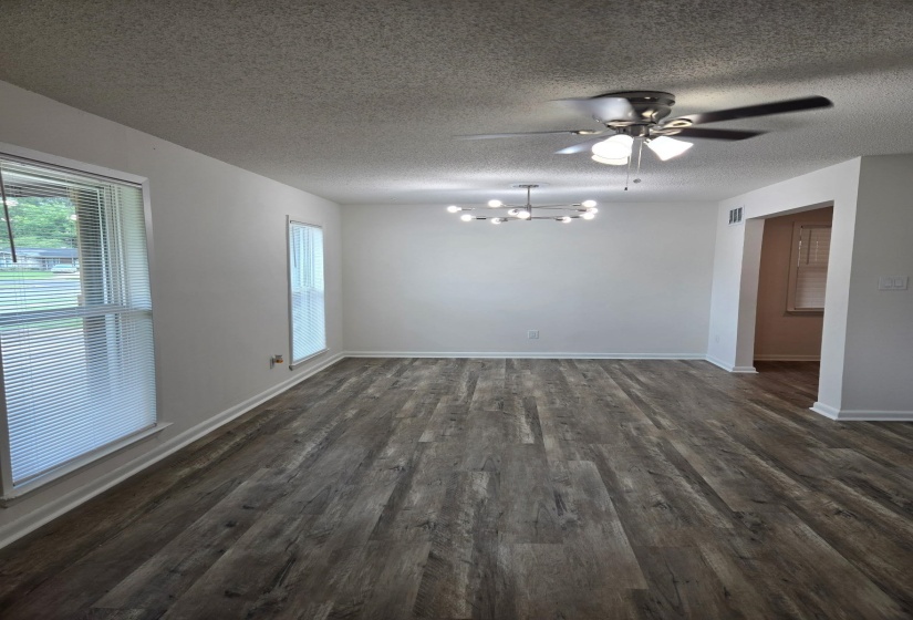 2889 RANDY CV, Memphis, Tennessee 38118-2924, 3 Bedroom Bedrooms, 6 Room Rooms,1 BathroomBathrooms,Residential,For Sale,RANDY,0,10225190