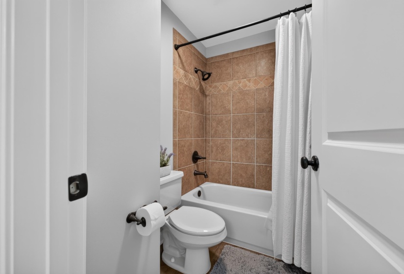 145 MONTEREY FARMS CV, Unincorporated, Tennessee 38017, 5 Bedrooms Bedrooms, 10 Rooms Rooms,4.1 BathroomsBathrooms,Residential,For Sale,MONTEREY FARMS,10225198