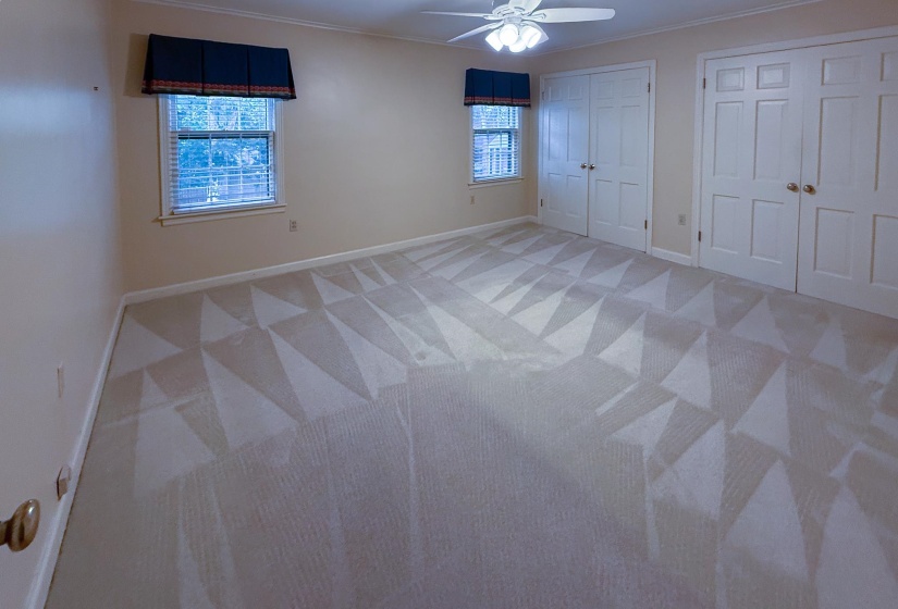 5332 SOUTHWOOD DR, Memphis, Tennessee 38120, 3 Bedrooms Bedrooms, 8 Rooms Rooms,2.1 BathroomsBathrooms,Residential,For Sale,SOUTHWOOD,10225200