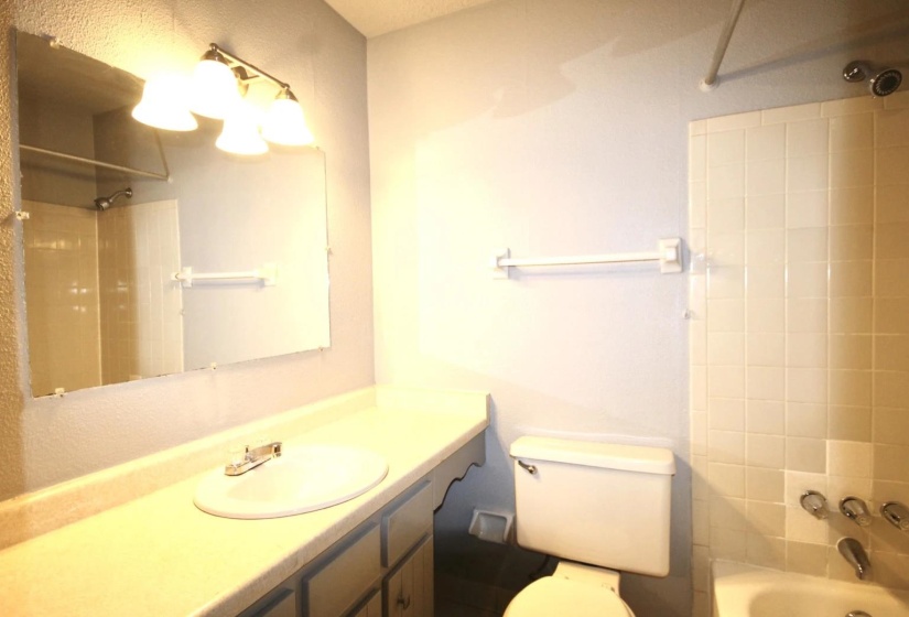 3878 WINDERMERE RD, Memphis, Tennessee 38128, 3 Bedroom Bedrooms, 6 Room Rooms,2 BathroomBathrooms,Residential,For Sale,WINDERMERE,0,10225203