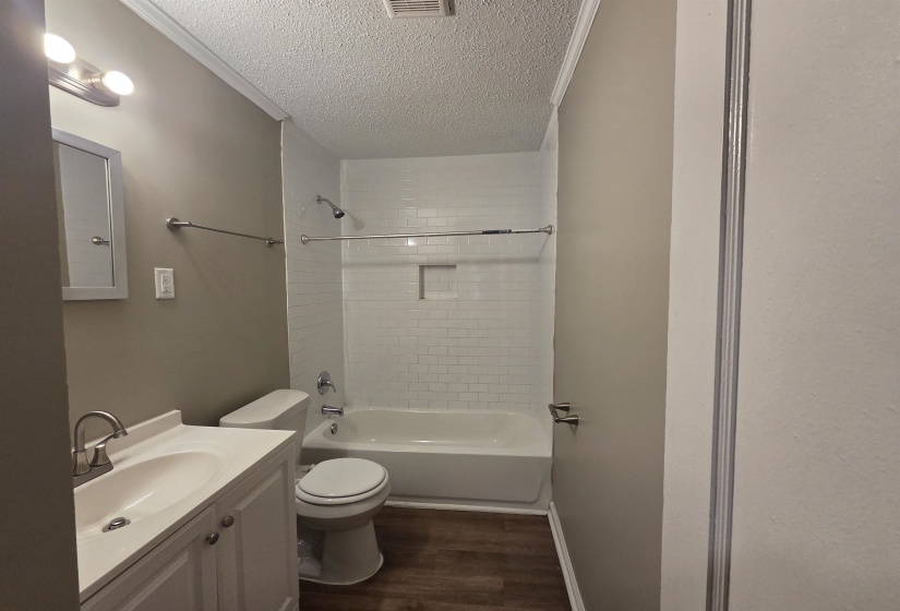 3487 HECKLE AVE, Memphis, Tennessee 38111-5105, 4 Bedroom Bedrooms, 6 Room Rooms,2 BathroomBathrooms,Rental Properties,For Sale,HECKLE,0,10225212