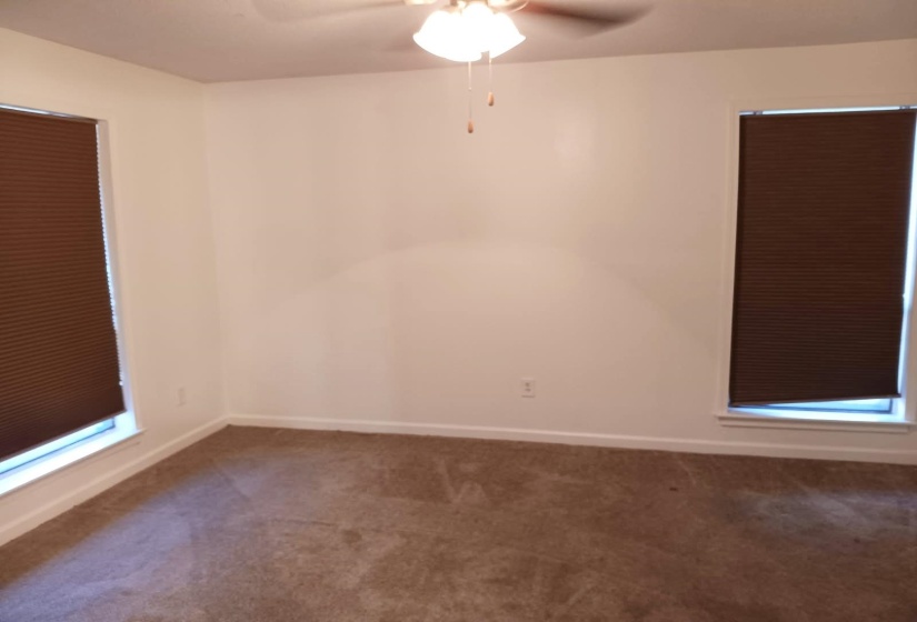 1770 A CROMPTON 6TH SQ, Memphis, Tennessee 38134, 3 Bedroom Bedrooms, 6 Room Rooms,2 BathroomBathrooms,Residential,For Sale,CROMPTON 6TH,0,10217473