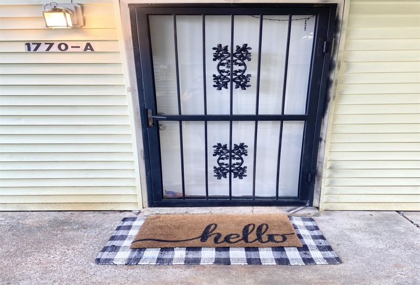 1770 A CROMPTON 6TH SQ, Memphis, Tennessee 38134, 3 Bedroom Bedrooms, 6 Room Rooms,2 BathroomBathrooms,Residential,For Sale,CROMPTON 6TH,0,10217473