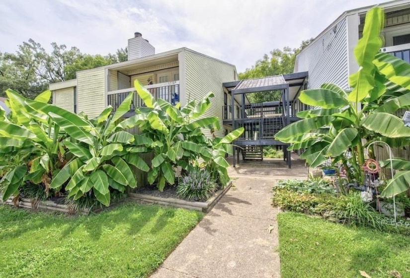 1770 A CROMPTON 6TH SQ, Memphis, Tennessee 38134, 3 Bedroom Bedrooms, 6 Room Rooms,2 BathroomBathrooms,Residential,For Sale,CROMPTON 6TH,0,10217473