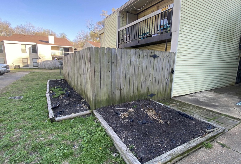 1770 A CROMPTON 6TH SQ, Memphis, Tennessee 38134, 3 Bedroom Bedrooms, 6 Room Rooms,2 BathroomBathrooms,Residential,For Sale,CROMPTON 6TH,0,10217473