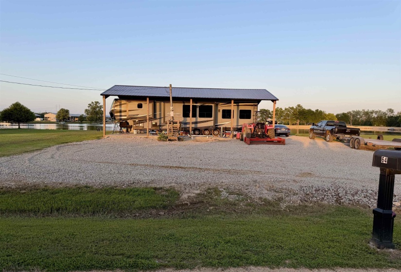 64 RETRIEVER LOOP, Crump, Tennessee 38327-1100, 0 , 0 ,0,Land,For Sale,RETRIEVER,0,10225234