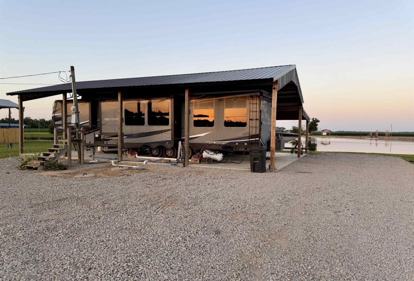 64 RETRIEVER LOOP, Crump, Tennessee 38327-1100, 0 , 0 ,0,Land,For Sale,RETRIEVER,0,10225234