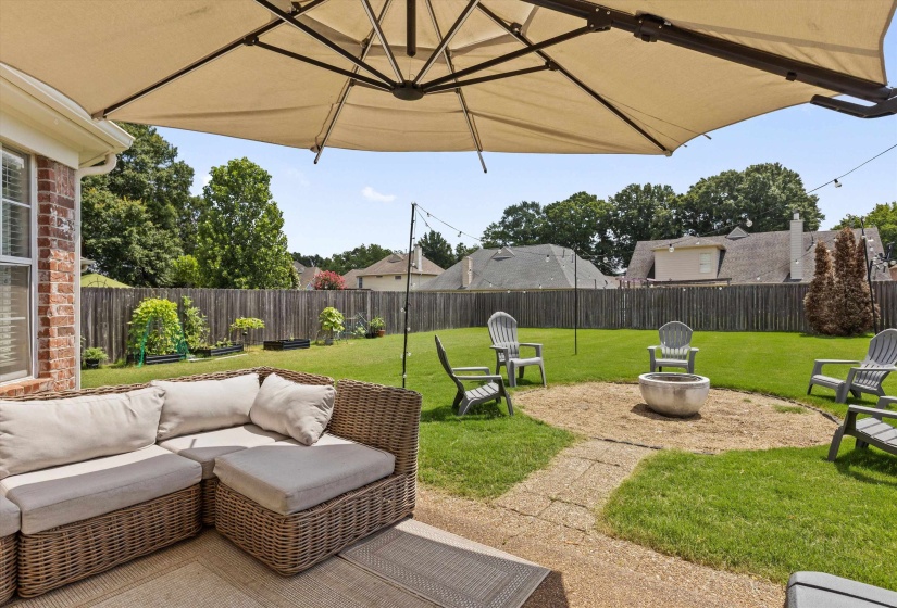 1308 RIVER RIDGE DR, Collierville, Tennessee 38017, 4 Bedrooms Bedrooms, 8 Rooms Rooms,2.1 BathroomsBathrooms,Residential,For Sale,RIVER RIDGE,10224877