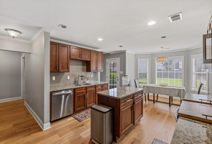1308 RIVER RIDGE DR, Collierville, Tennessee 38017, 4 Bedrooms Bedrooms, 8 Rooms Rooms,2.1 BathroomsBathrooms,Residential,For Sale,RIVER RIDGE,10224877