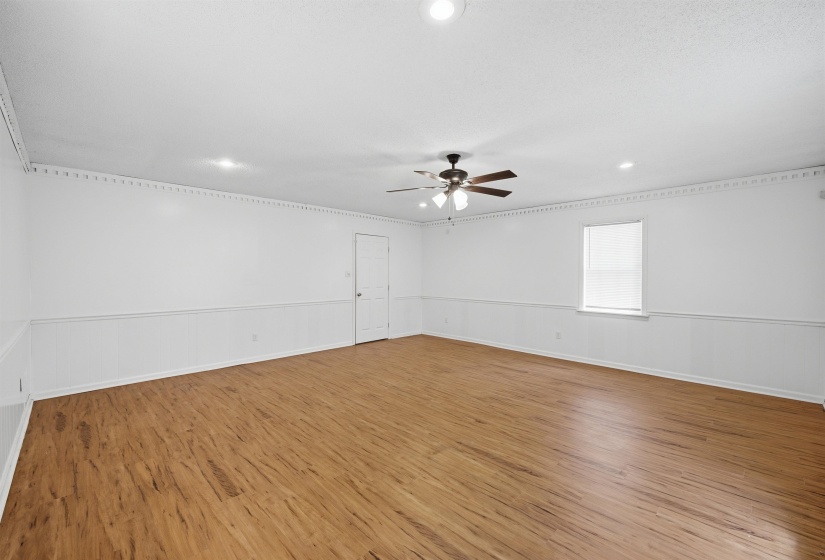 4945 GARDENWOOD DR, Memphis, Tennessee 38116, 4 Bedrooms Bedrooms, 8 Rooms Rooms,2.1 BathroomsBathrooms,Residential,For Sale,GARDENWOOD,10224894