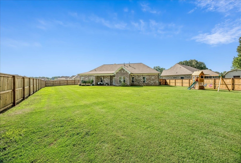 200 OAKLAND RIDGE CV, Oakland, Tennessee 38060, 4 Bedroom Bedrooms, 8 Room Rooms,2 BathroomBathrooms,Residential,For Sale,OAKLAND RIDGE,0,10225220