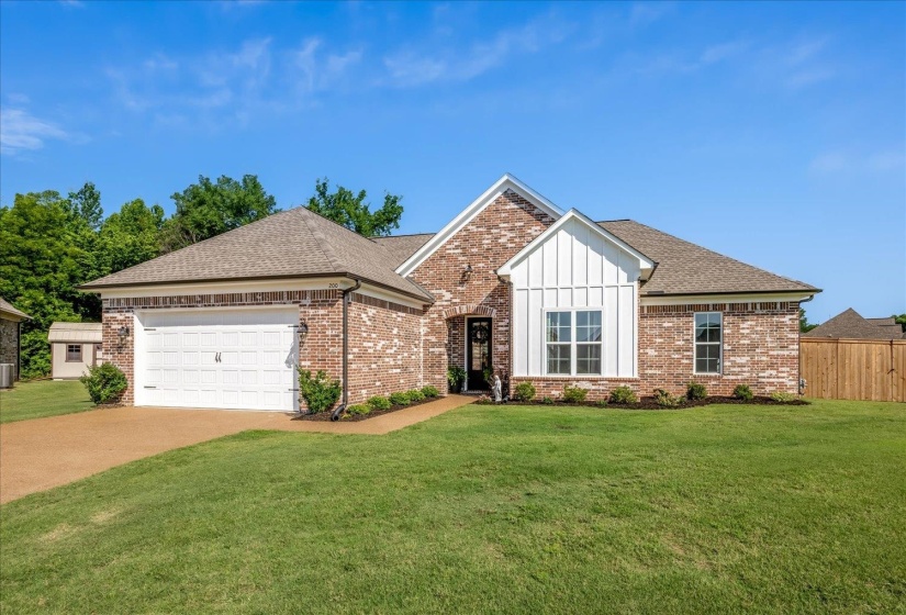 200 OAKLAND RIDGE CV, Oakland, Tennessee 38060, 4 Bedroom Bedrooms, 8 Room Rooms,2 BathroomBathrooms,Residential,For Sale,OAKLAND RIDGE,0,10225220