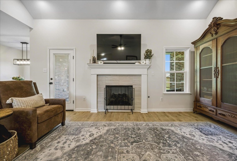 200 OAKLAND RIDGE CV, Oakland, Tennessee 38060, 4 Bedroom Bedrooms, 8 Room Rooms,2 BathroomBathrooms,Residential,For Sale,OAKLAND RIDGE,0,10225220