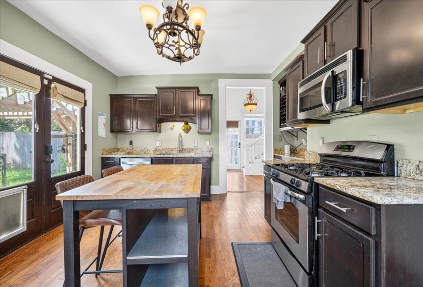 2179 VINTON AVE, Memphis, Tennessee 38104, 3 Bedroom Bedrooms, 7 Room Rooms,2 BathroomBathrooms,Residential,For Sale,VINTON,0,10225222