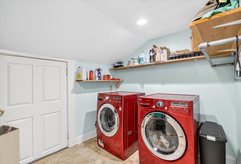 2179 VINTON AVE, Memphis, Tennessee 38104, 3 Bedroom Bedrooms, 7 Room Rooms,2 BathroomBathrooms,Residential,For Sale,VINTON,0,10225222