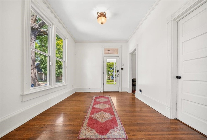 2179 VINTON AVE, Memphis, Tennessee 38104, 3 Bedroom Bedrooms, 7 Room Rooms,2 BathroomBathrooms,Residential,For Sale,VINTON,0,10225222