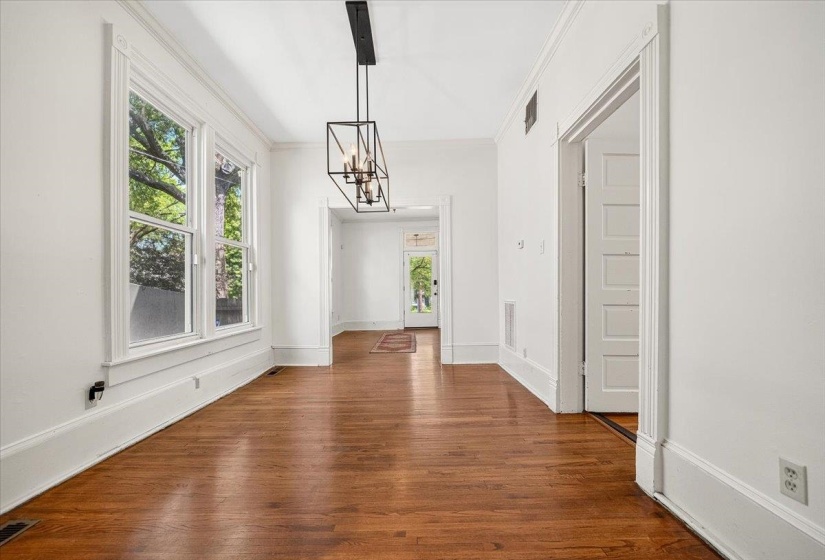 2179 VINTON AVE, Memphis, Tennessee 38104, 3 Bedroom Bedrooms, 7 Room Rooms,2 BathroomBathrooms,Residential,For Sale,VINTON,0,10225222