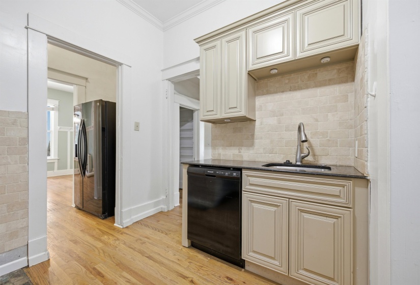 1234 CENTRAL AVE, Memphis, Tennessee 38104, 3 Bedrooms Bedrooms, 8 Rooms Rooms,2.1 BathroomsBathrooms,Residential,For Sale,CENTRAL,10225223