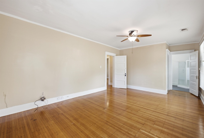 1234 CENTRAL AVE, Memphis, Tennessee 38104, 3 Bedrooms Bedrooms, 8 Rooms Rooms,2.1 BathroomsBathrooms,Residential,For Sale,CENTRAL,10225223