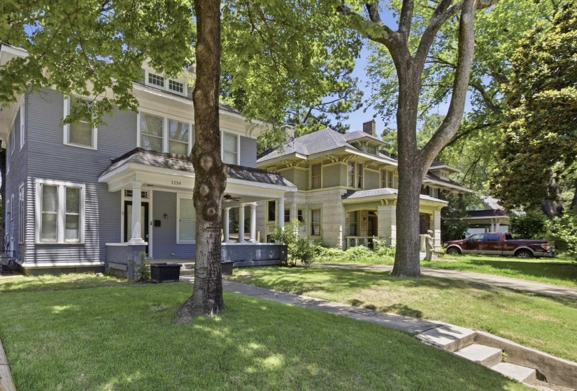 1234 CENTRAL AVE, Memphis, Tennessee 38104, 3 Bedrooms Bedrooms, 8 Rooms Rooms,2.1 BathroomsBathrooms,Residential,For Sale,CENTRAL,10225223