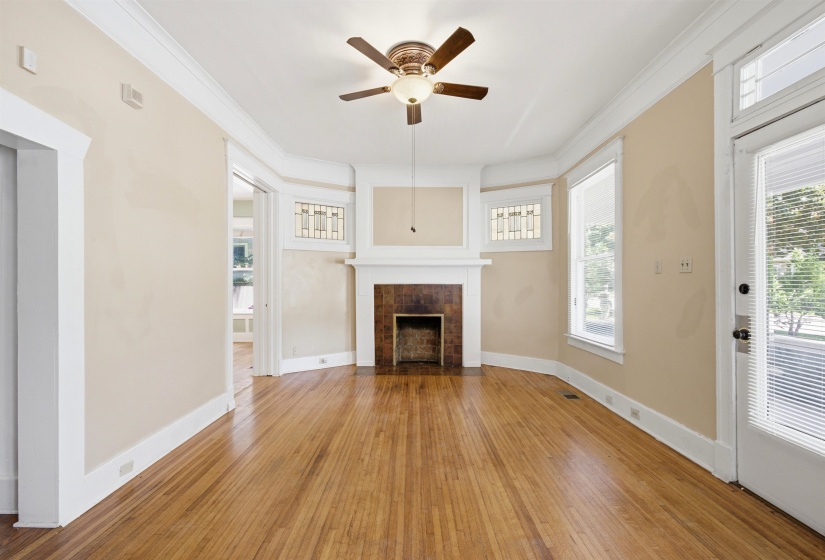 1234 CENTRAL AVE, Memphis, Tennessee 38104, 3 Bedrooms Bedrooms, 8 Rooms Rooms,2.1 BathroomsBathrooms,Residential,For Sale,CENTRAL,10225223