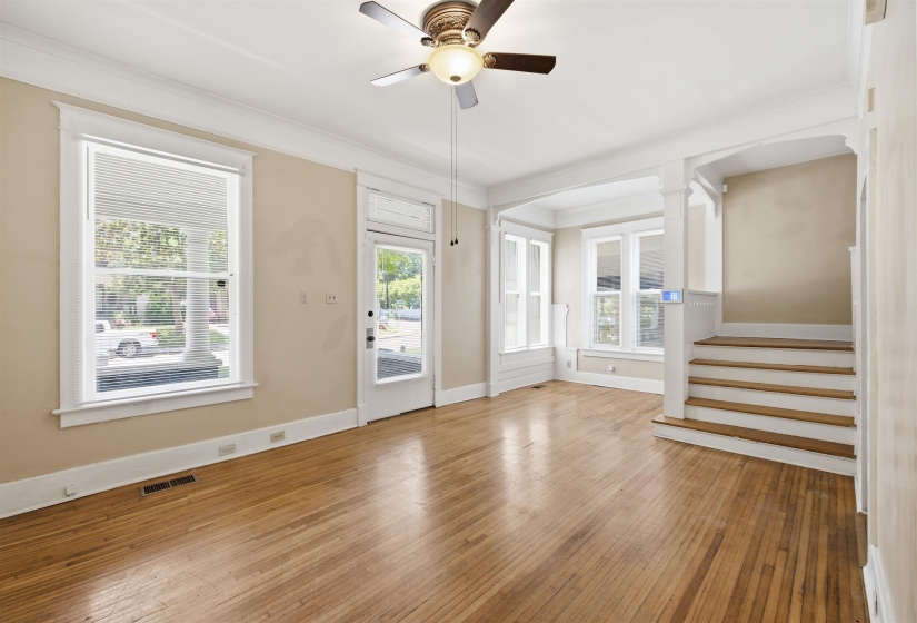1234 CENTRAL AVE, Memphis, Tennessee 38104, 3 Bedrooms Bedrooms, 8 Rooms Rooms,2.1 BathroomsBathrooms,Residential,For Sale,CENTRAL,10225223