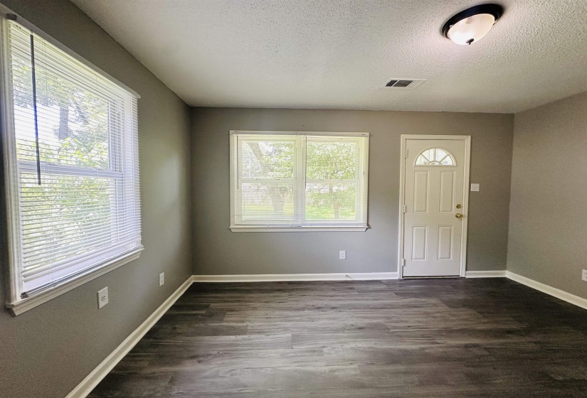 3548 KRUGER RD, Memphis, Tennessee 38108, 4 Bedroom Bedrooms, 5 Room Rooms,2 BathroomBathrooms,Residential,For Sale,KRUGER,0,10225227