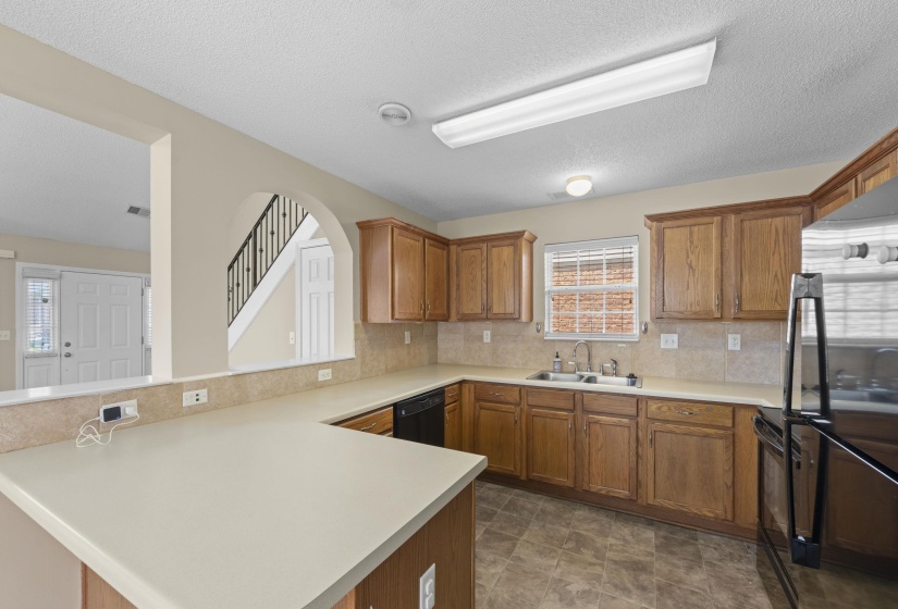 1030 MONTEBELLO CIR, Memphis, Tennessee 38018, 2 Bedroom Bedrooms, 6 Room Rooms,2.1 BathroomBathrooms,Residential,For Sale,MONTEBELLO,0,10225235