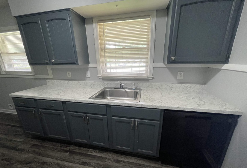 1864 MACAULAY AVE, Memphis, Tennessee 38127, 3 Bedrooms Bedrooms, 7 Rooms Rooms,2 BathroomsBathrooms,Residential,For Sale,MACAULAY,10225239