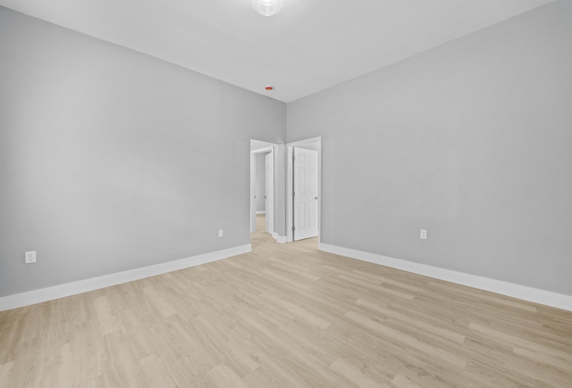 1181 COKER AVE, Memphis, Tennessee 38107, 3 Bedroom Bedrooms, 7 Room Rooms,1 BathroomBathrooms,Residential,For Sale,COKER,0,10225244