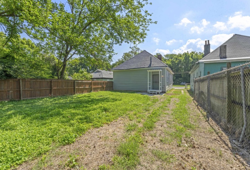 1181 COKER AVE, Memphis, Tennessee 38107, 3 Bedroom Bedrooms, 7 Room Rooms,1 BathroomBathrooms,Residential,For Sale,COKER,0,10225244