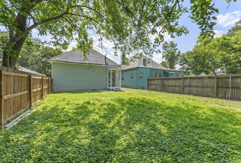 1181 COKER AVE, Memphis, Tennessee 38107, 3 Bedroom Bedrooms, 7 Room Rooms,1 BathroomBathrooms,Residential,For Sale,COKER,0,10225244
