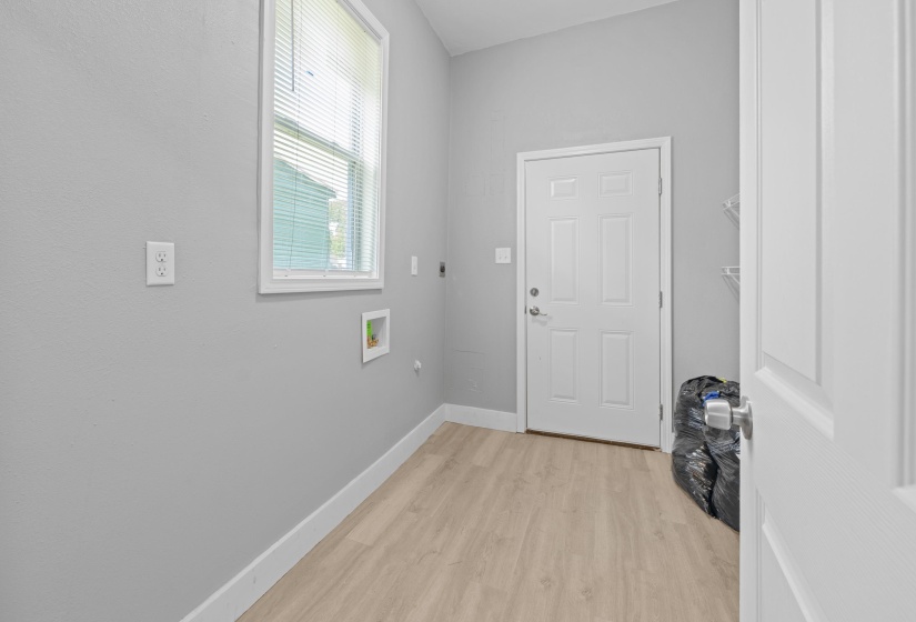 1181 COKER AVE, Memphis, Tennessee 38107, 3 Bedroom Bedrooms, 7 Room Rooms,1 BathroomBathrooms,Residential,For Sale,COKER,0,10225244