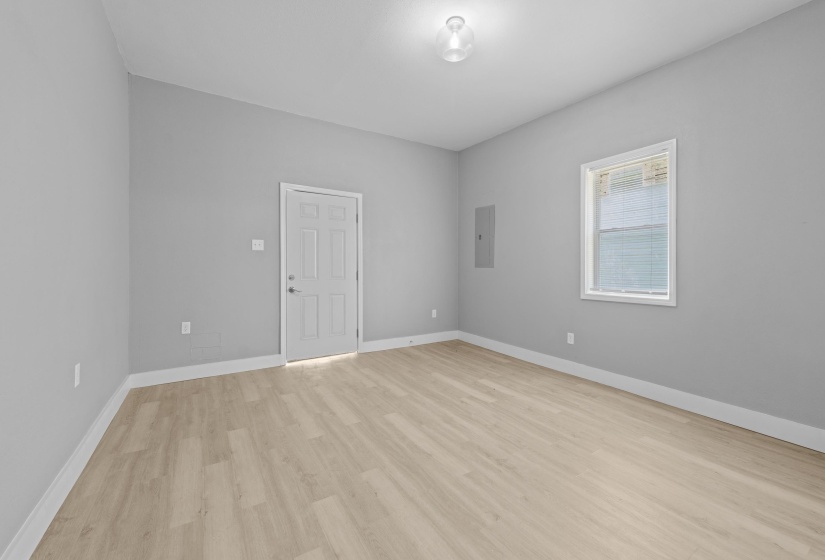 1181 COKER AVE, Memphis, Tennessee 38107, 3 Bedroom Bedrooms, 7 Room Rooms,1 BathroomBathrooms,Residential,For Sale,COKER,0,10225244