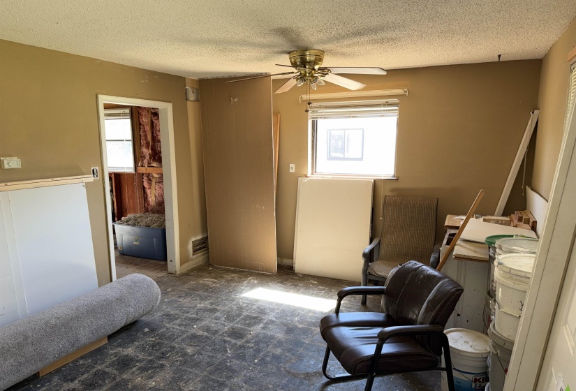1068 BUCKNER RD, Memphis, Tennessee 38122, 3 Bedrooms Bedrooms, 5 Rooms Rooms,1 BathroomBathrooms,Residential,For Sale,BUCKNER,10225245