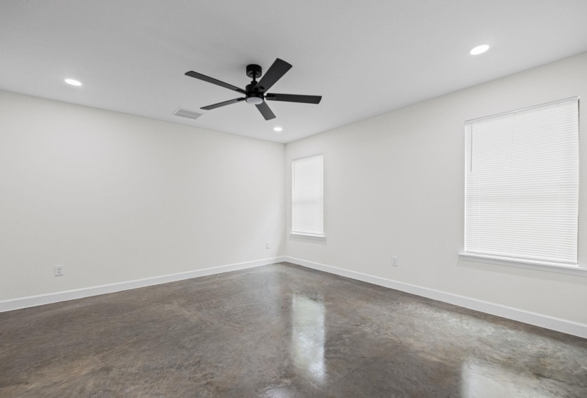 3294 OAK SIDE DR, Memphis, Tennessee 38118, 4 Bedrooms Bedrooms, 6 Rooms Rooms,2 BathroomsBathrooms,Residential,For Sale,OAK SIDE,10225248