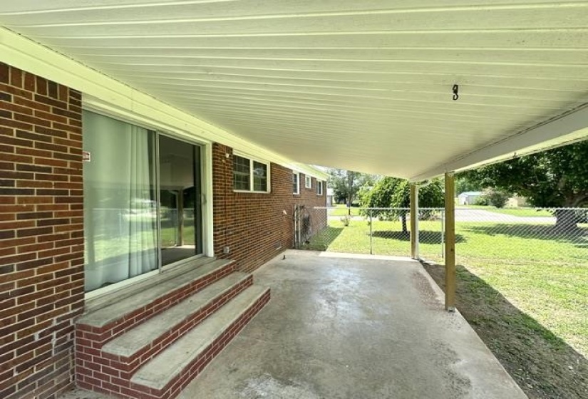 15 PINE ST, Savannah, Tennessee 38372, 3 Bedroom Bedrooms, 8 Room Rooms,2 BathroomBathrooms,Residential,For Sale,PINE,0,10225251