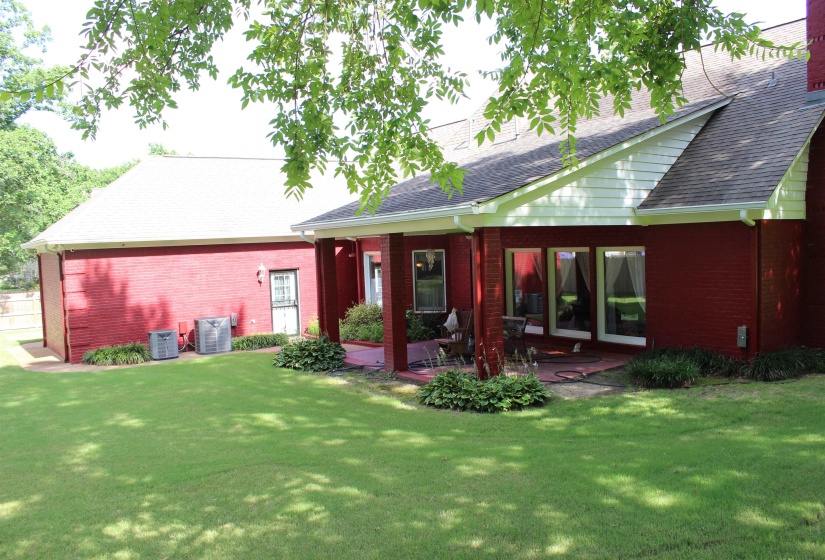 7584 FOSTER RIDGE RD, Germantown, Tennessee 38138, 4 Bedrooms Bedrooms, 7 Rooms Rooms,2.1 BathroomsBathrooms,Residential,For Sale,FOSTER RIDGE,10225264