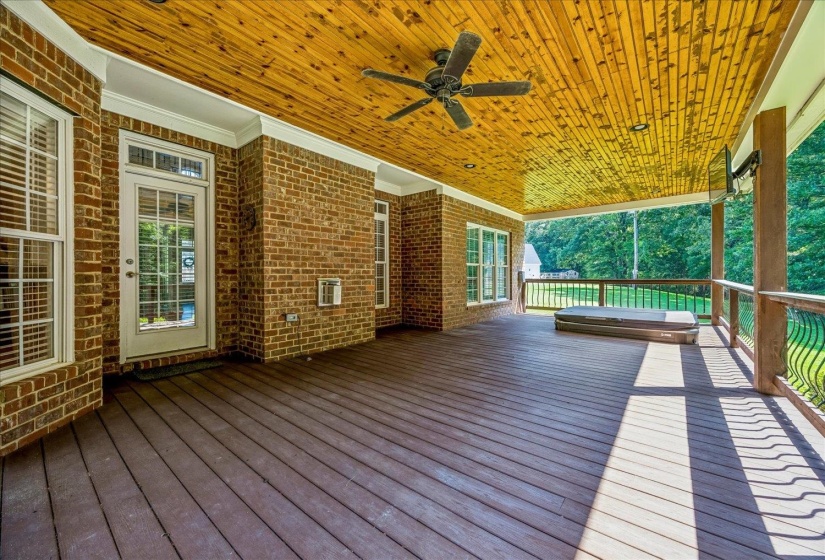 115 DEERFIELD CV, Somerville, Tennessee 38068, 4 Bedroom Bedrooms, 8 Room Rooms,3 BathroomBathrooms,Residential,For Sale,DEERFIELD,0,10225269