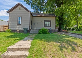 602 MCLEMORE AVE, Memphis, Tennessee 38106, 3 Bedrooms Bedrooms, 9 Rooms Rooms,2 BathroomsBathrooms,Residential,For Sale,MCLEMORE,10225270 602 MCLEMORE AVE, Memphis, Tennessee 38106, 3 Bedrooms Bedrooms, 9 Rooms Rooms,2 BathroomsBathrooms,Residential,For Sale,MCLEMORE,10225270