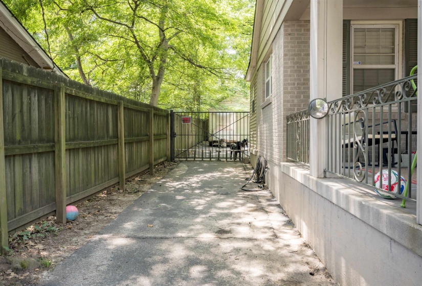 3575 GALLOWAY AVE, Memphis, Tennessee 38122, 2 Bedroom Bedrooms, 5 Room Rooms,1 BathroomBathrooms,Residential,For Sale,GALLOWAY,0,10225273