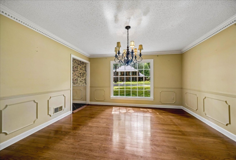 2308 HICKORY FOREST DR, Memphis, Tennessee 38119, 4 Bedroom Bedrooms, 9 Room Rooms,2.2 BathroomBathrooms,Residential,For Sale,HICKORY FOREST,0,10225277