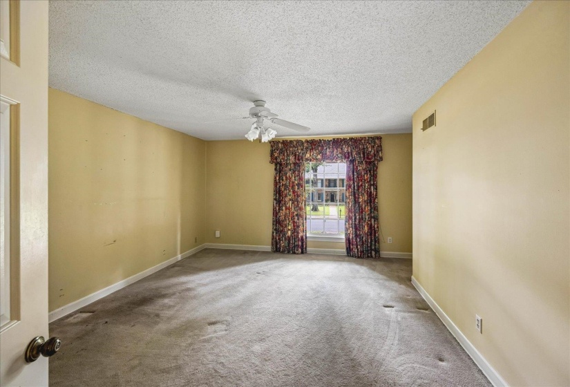 2308 HICKORY FOREST DR, Memphis, Tennessee 38119, 4 Bedroom Bedrooms, 9 Room Rooms,2.2 BathroomBathrooms,Residential,For Sale,HICKORY FOREST,0,10225277