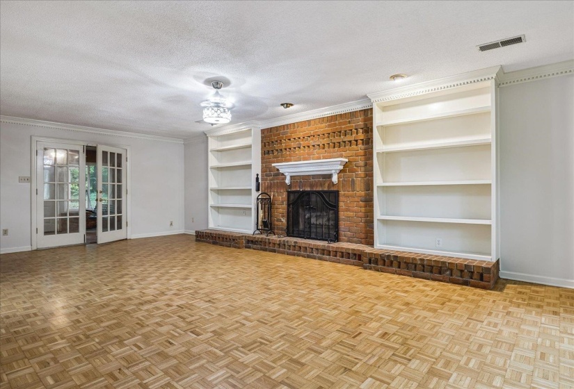 8428 BAZEMORE RD, Memphis, Tennessee 38018, 4 Bedrooms Bedrooms, 7 Rooms Rooms,2.1 BathroomsBathrooms,Rental Properties,For Sale,BAZEMORE,10225288