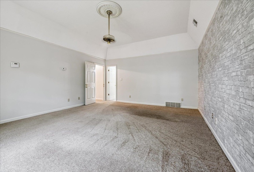 8428 BAZEMORE RD, Memphis, Tennessee 38018, 4 Bedrooms Bedrooms, 7 Rooms Rooms,2.1 BathroomsBathrooms,Rental Properties,For Sale,BAZEMORE,10225288