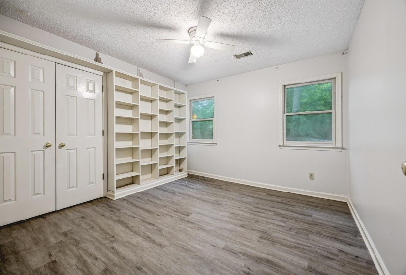 8428 BAZEMORE RD, Memphis, Tennessee 38018, 4 Bedrooms Bedrooms, 7 Rooms Rooms,2.1 BathroomsBathrooms,Rental Properties,For Sale,BAZEMORE,10225288