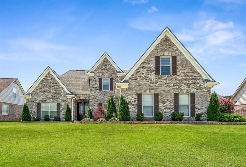 8817 BRUNSWICK FARMS DR, Bartlett, Tennessee 38002, 4 Bedrooms Bedrooms, 9 Rooms Rooms,3 BathroomsBathrooms,Residential,For Sale,BRUNSWICK FARMS,10225279