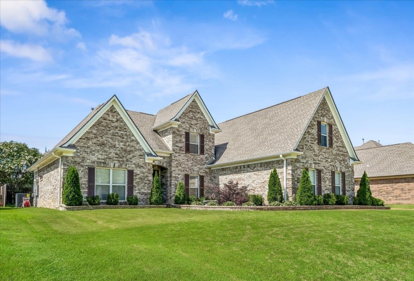 8817 BRUNSWICK FARMS DR, Bartlett, Tennessee 38002, 4 Bedrooms Bedrooms, 9 Rooms Rooms,3 BathroomsBathrooms,Residential,For Sale,BRUNSWICK FARMS,10225279