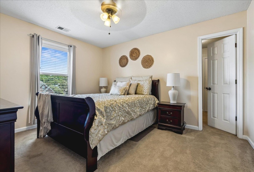 8817 BRUNSWICK FARMS DR, Bartlett, Tennessee 38002, 4 Bedrooms Bedrooms, 9 Rooms Rooms,3 BathroomsBathrooms,Residential,For Sale,BRUNSWICK FARMS,10225279